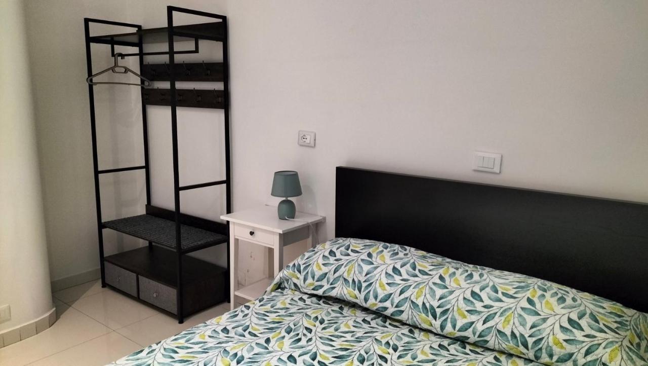 Bed and Breakfast The House Fiera Di Roma Aeroporto Fiumicino Понте Галерія Екстер'єр фото