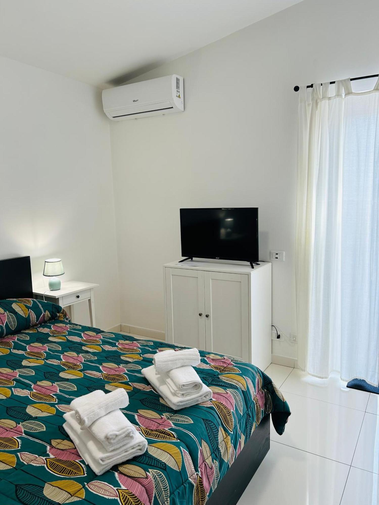 Bed and Breakfast The House Fiera Di Roma Aeroporto Fiumicino Понте Галерія Екстер'єр фото