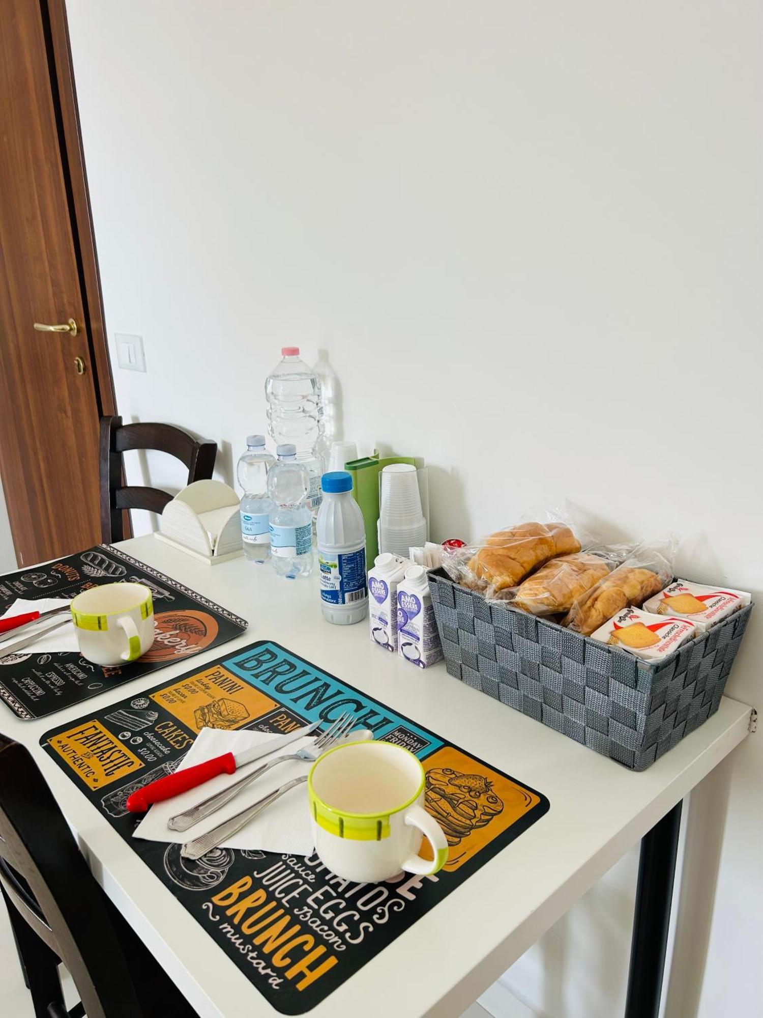 Bed and Breakfast The House Fiera Di Roma Aeroporto Fiumicino Понте Галерія Екстер'єр фото