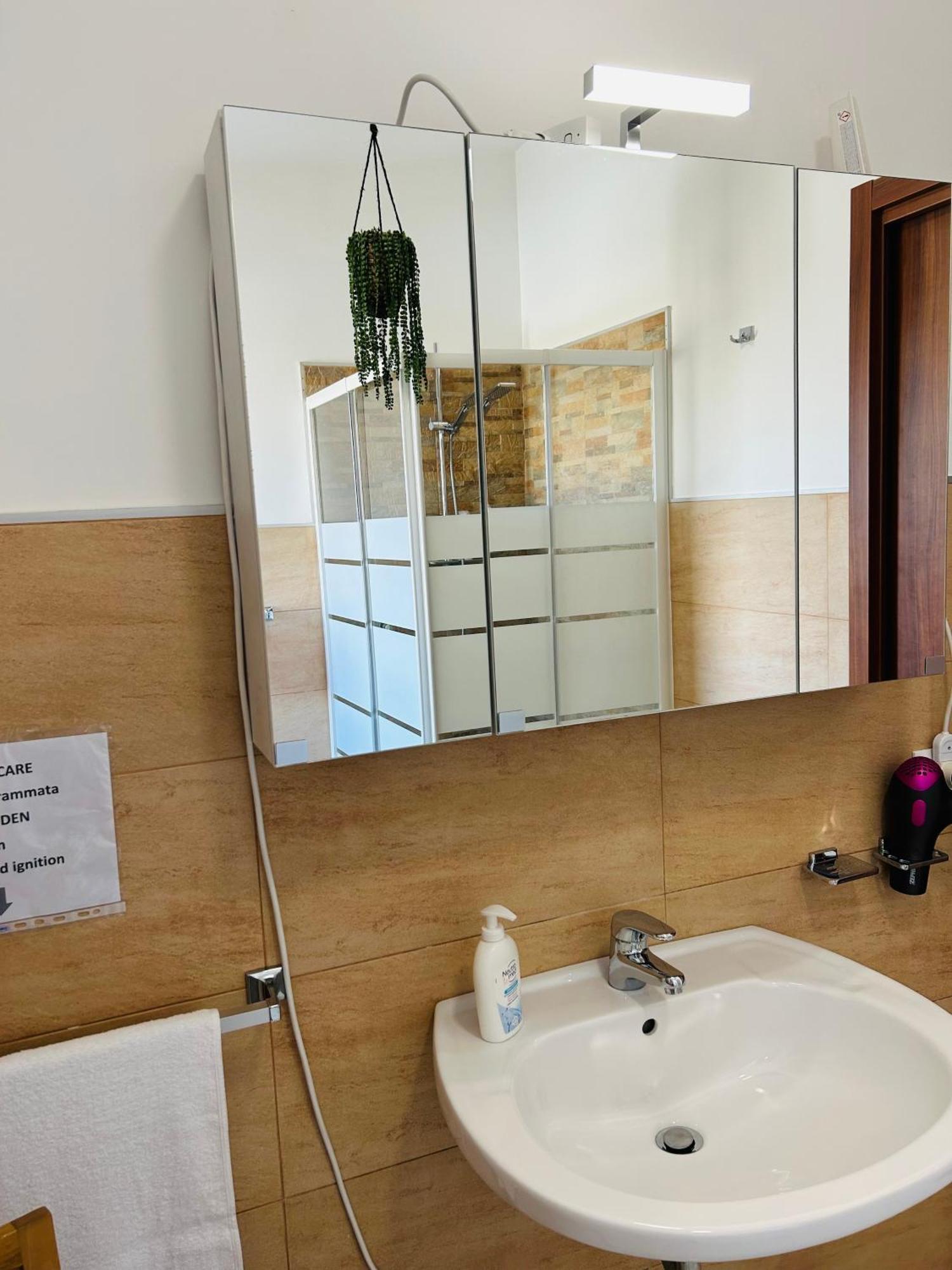Bed and Breakfast The House Fiera Di Roma Aeroporto Fiumicino Понте Галерія Екстер'єр фото